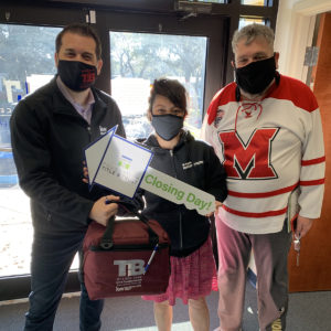 Alvarez Apollo Beach Closing